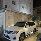 جيب لكزس LX570 2011