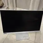 شاشتين مكسوره تصلح قطع غيار للبيع. حق سوني