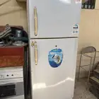 ثلاجه وفرن إيطالي للبيع