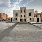 للبيع روف علوي بملحق تشطيب VIP ف احد رفيده وسط الخدمات