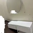 تسريحة ب 3 ادراج   مرايا دائرية