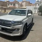 للبيع لاندكروزر gxr مديل 2020 مخزن