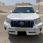 جيب برادو سنه اسلندر فل كامل يوجد صدمه في الباب الخلفي