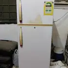 ثلاجه بحاله جيده