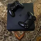 سوني 4 مهكر (بلاي ستيشن مهكر مع يدين)