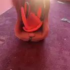 سرير أطفال و كرسي أطفال للسيارات