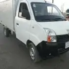 دباب بصندوق مغلق لتوصيل الطرود