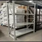 رفوف كروم ورفوف مستودعات