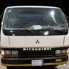 وايت ميستوبيشي كانتر موديل 2002