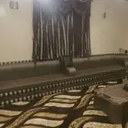 كنب مجلس رجال ونساء مع الفرش والستاير على السوم