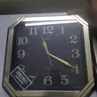 ساعة حائط سيكو ياباني