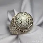 عاج مطعم بالفضة