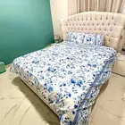 مرتبة مع سرير
