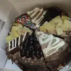 كيك وحلا أشكال مختلفه كميه محدوده يوميا بنصف السعر