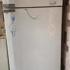ثلاجة للبيع