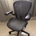 كرسي هيرمان ميلير ايرون