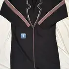بيع شنط وعبايات وفساتين وكتب