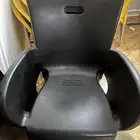 مستلزمات مطعم او كافيه للبيع علي السوم للجديه