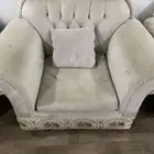 كنب بحاله جيده يحتاج غسيل