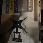 حامل شاشة جداري