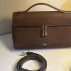 شنطة بني مخمل فاخرة من ماركة JW