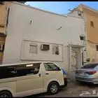 للبيع بيت شعبي في الشميسي ( ام سليم )