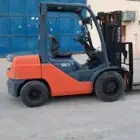 forklifts and Cranes for rent