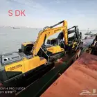 معدات و شاحنات مجدده و شحن المعدات من الصين