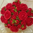 كب كيك على شكل بوكية ورد