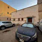 للبيع بيت شعبي مؤجر بعقد الكتروني بحي العود