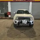 مستوبيشي بيك اب 200 مدبل ديزل 2011