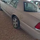 فورد فكتوريا الموديل 2009