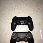 يدين سوني 4 الاصلي