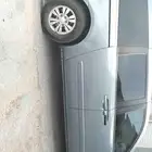 للبيع قطع سياره كيا كرنفال 2012