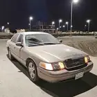 كراون فكتوريا 2001