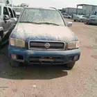 تشليح ابو عمر يوجد لدينا قطع غيار نيسان موفندر