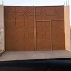 باب حديد الطول 3م والعرض 4 م ملاحضه الباب بدون قواعد