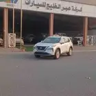 نيسان _اكس تريل _5راكب _ابيض 2026