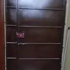 باب حديد نظيفه