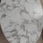 طاولة دائرية أرضية