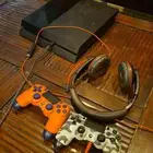 جهاز ps4 مع اشرطه