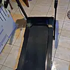 للبيع سير رياضي نظيف لا يشكو من شي