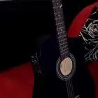 قيتار كلاسيكي جديد مع جميع اغراضه