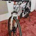 دراجة هوائيه قابله للطي على السوم