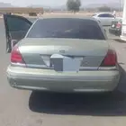 فورد فكتوريا 2004