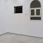شقه جديده بالكامل والعماره جديده والموقع ممتاز مدارس قريبه