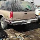 يوجد لدينا قطع غيار جمس من 95 الى 2015