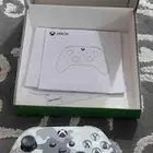 يده جديده اصليه غير مستعمله الكميه محدوده