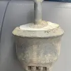 عازل كهربائي قديم