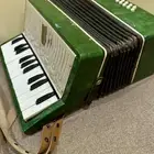 أكورديون روسي قديم